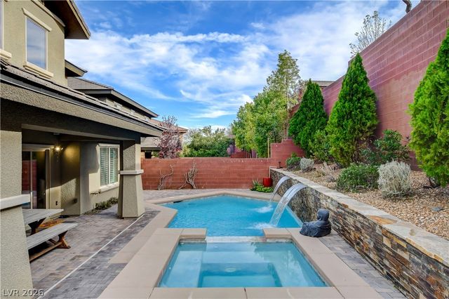 10697 Acacia Park Place, Las Vegas, NV 89135