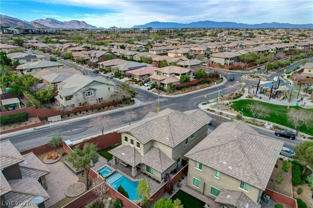 10697 Acacia Park Place, Las Vegas, NV 89135