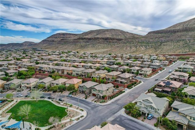 10697 Acacia Park Place, Las Vegas, NV 89135