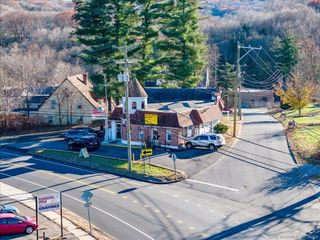 166 South Riverside Avenue, Plymouth, CT 06786
