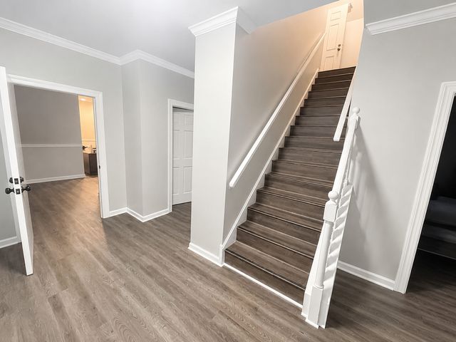 1624 W Colonial Parkway, Inverness, IL 60067