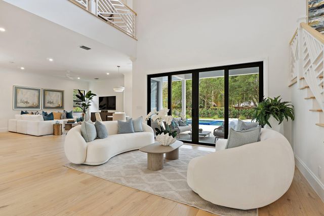 5634 Shirley Drive, Jupiter, FL 33458