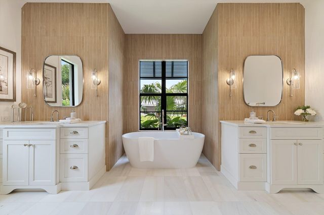 5634 Shirley Drive, Jupiter, FL 33458