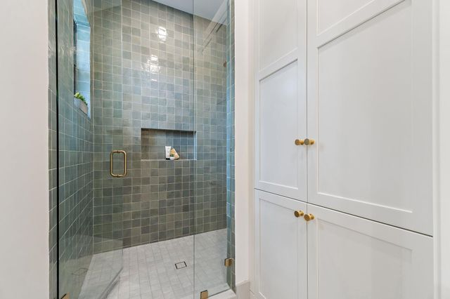5634 Shirley Drive, Jupiter, FL 33458
