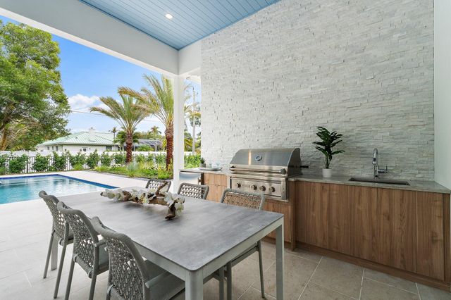 5634 Shirley Drive, Jupiter, FL 33458