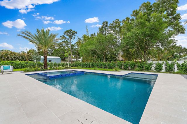 5634 Shirley Drive, Jupiter, FL 33458