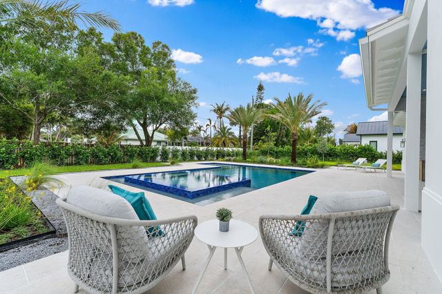 5634 Shirley Drive, Jupiter, FL 33458