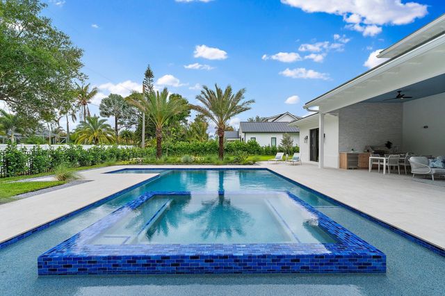 5634 Shirley Drive, Jupiter, FL 33458