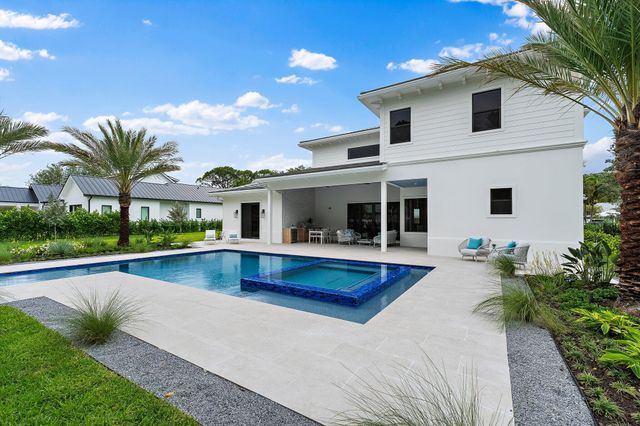 5634 Shirley Drive, Jupiter, FL 33458