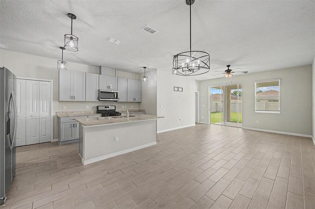 5435 BUNGALOW GROVE COURT, Palmetto, FL 34221
