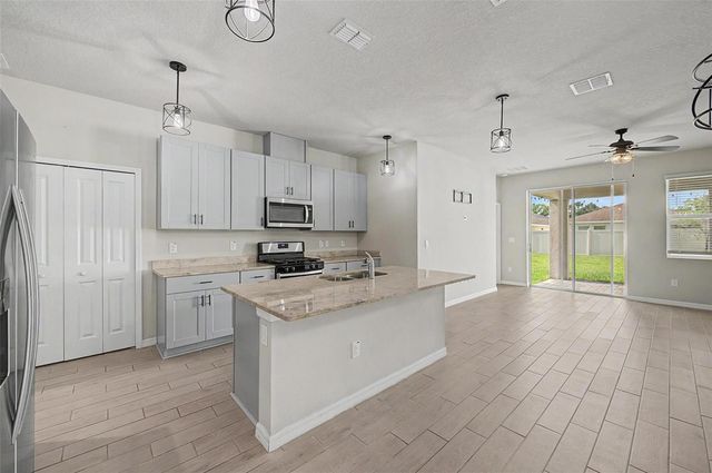 5435 BUNGALOW GROVE COURT, Palmetto, FL 34221