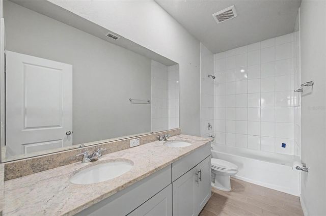 5435 BUNGALOW GROVE COURT, Palmetto, FL 34221