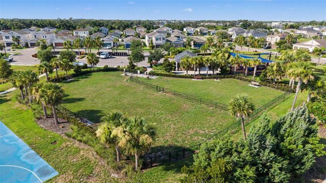 5435 BUNGALOW GROVE COURT, Palmetto, FL 34221