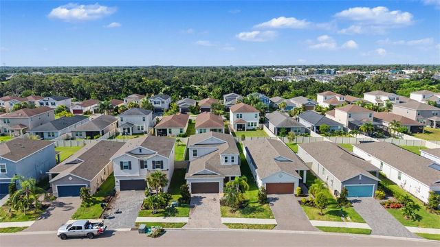 5435 BUNGALOW GROVE COURT, Palmetto, FL 34221