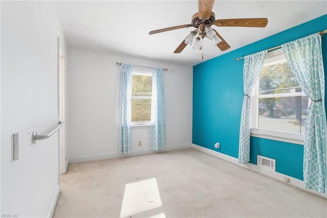 2029 Battery Park RD, Chesapeake, VA 23323