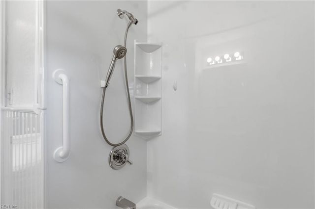 2029 Battery Park RD, Chesapeake, VA 23323