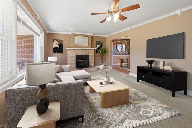 2029 Battery Park RD, Chesapeake, VA 23323