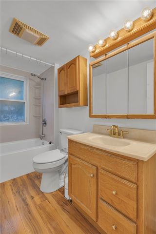 2972 Brodhead Rd, Center Twp, PA 15001