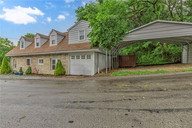 2972 Brodhead Rd, Center Twp, PA 15001