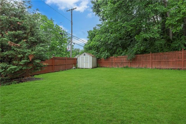 2972 Brodhead Rd, Center Twp, PA 15001