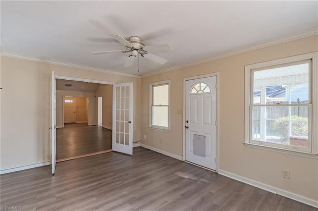 1056 Gales Avenue, Winston-salem, NC 27106