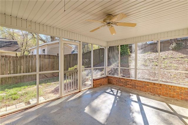 1056 Gales Avenue, Winston-salem, NC 27106