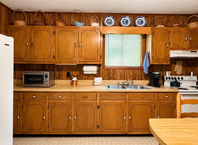 379 County Road 48, Athens, TN 37303