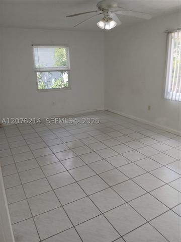 539 S Rainbow Dr 539, Hollywood, FL 33021