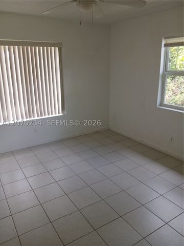 539 S Rainbow Dr 539, Hollywood, FL 33021