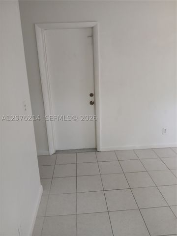 539 S Rainbow Dr 539, Hollywood, FL 33021