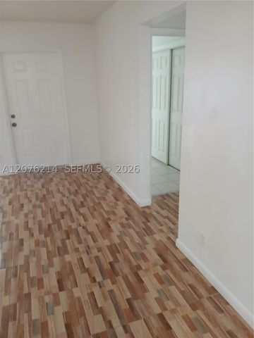 539 S Rainbow Dr 539, Hollywood, FL 33021