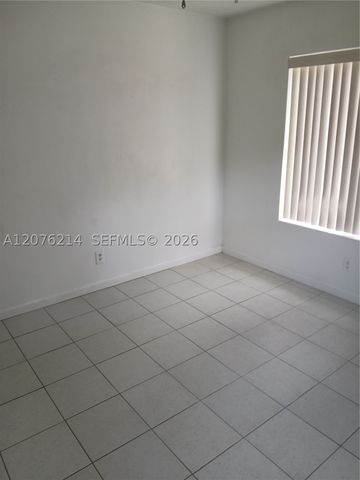 539 S Rainbow Dr 539, Hollywood, FL 33021