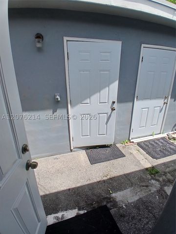 539 S Rainbow Dr 539, Hollywood, FL 33021