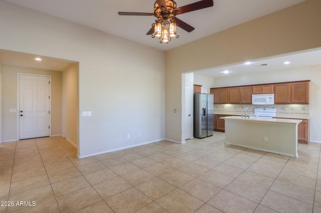 2680 E GOLDEN Trail, Casa Grande, AZ 85194
