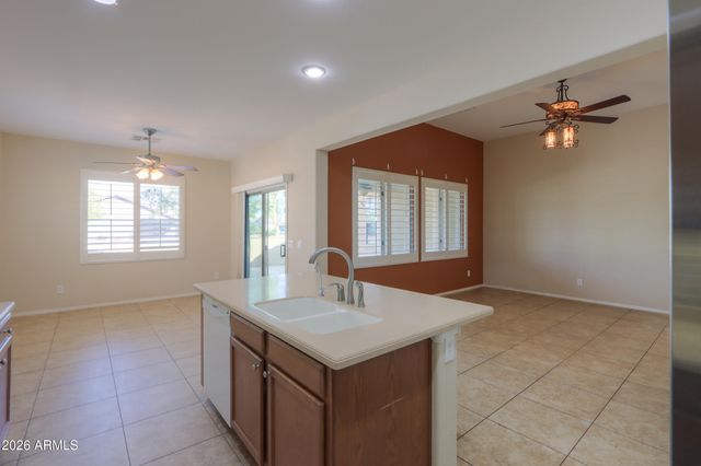 2680 E GOLDEN Trail, Casa Grande, AZ 85194