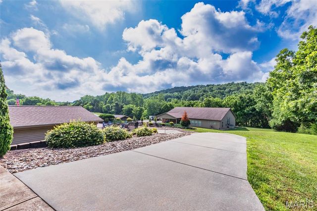 284 Clermont Drive, Festus, MO 63028