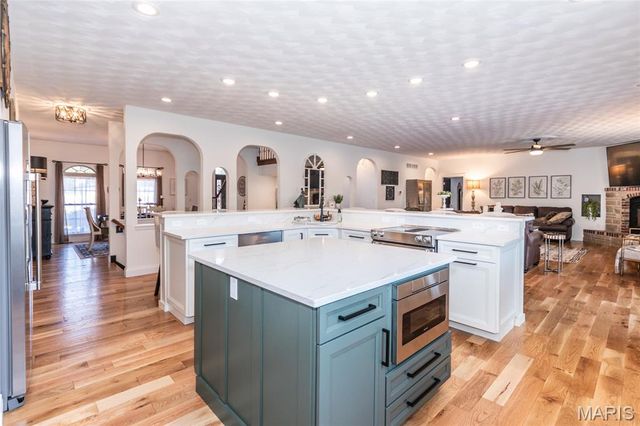 284 Clermont Drive, Festus, MO 63028