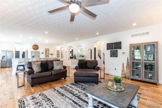 284 Clermont Drive, Festus, MO 63028