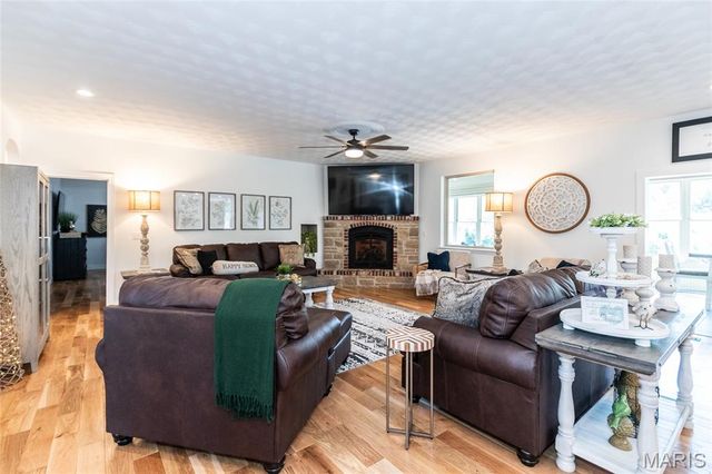 284 Clermont Drive, Festus, MO 63028