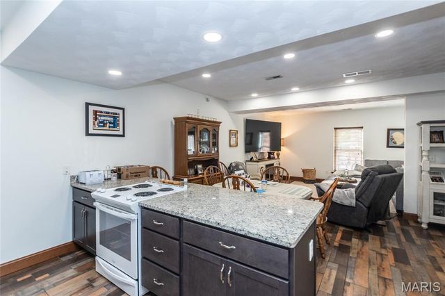 284 Clermont Drive, Festus, MO 63028
