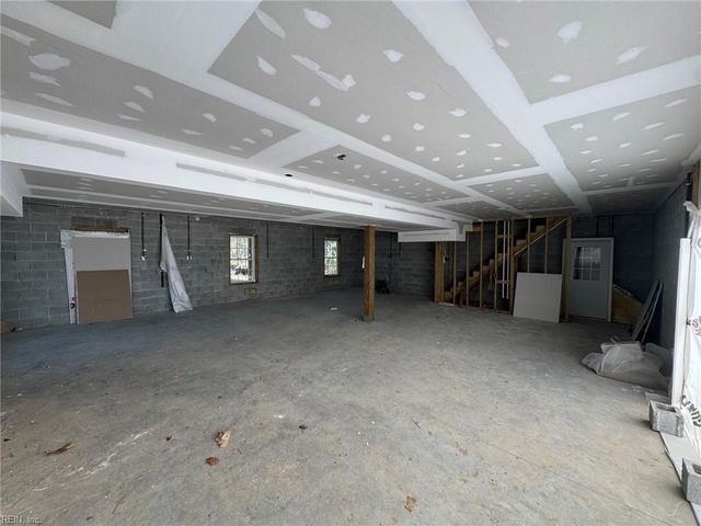 3901 Seaford RD, Seaford, VA 23696