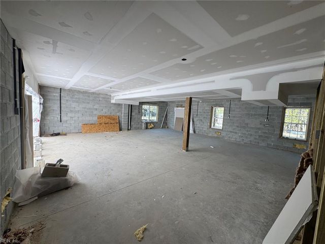 3901 Seaford RD, Seaford, VA 23696