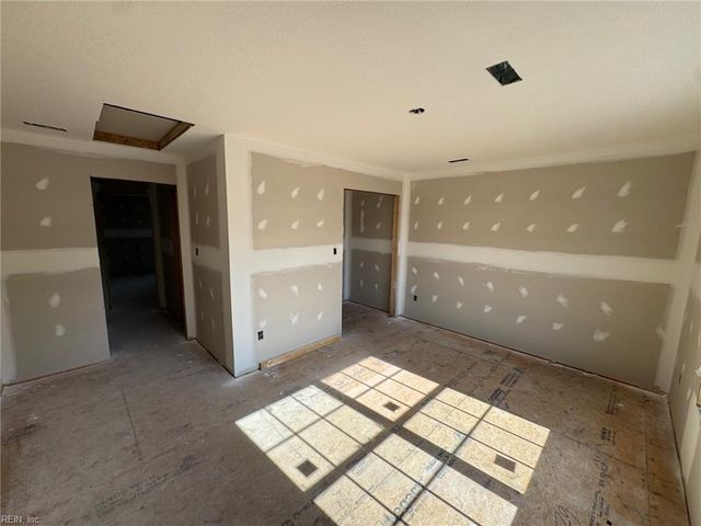 3901 Seaford RD, Seaford, VA 23696