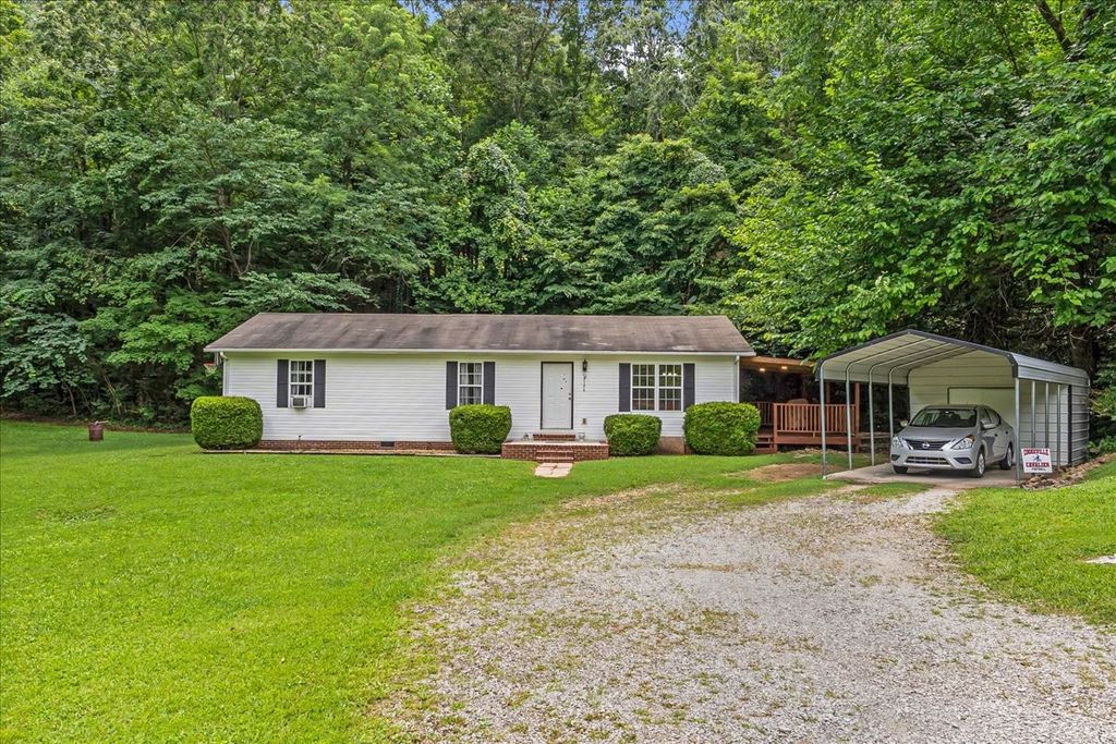 2196 Timothy Dr, Cookeville, TN 38506