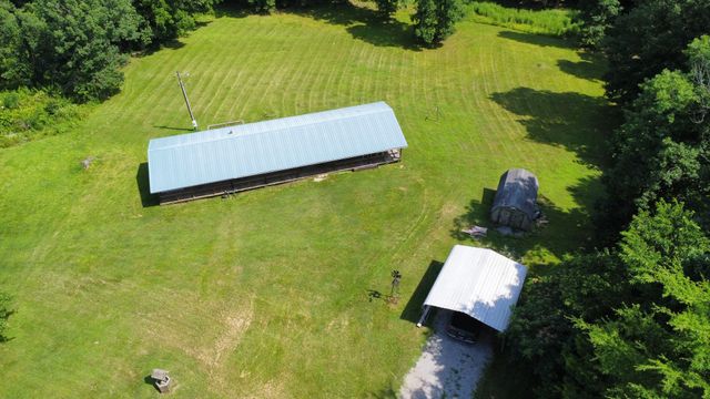 3130 Harris Cir, Palmyra, TN 37142