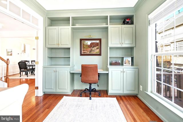 2412 GRETTER PL, Alexandria, VA 22311