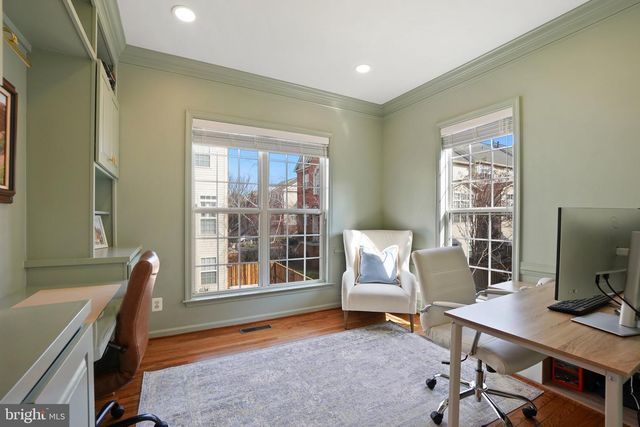 2412 GRETTER PL, Alexandria, VA 22311