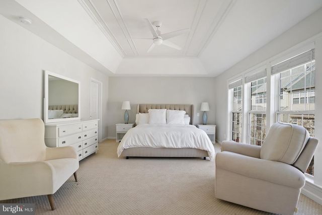 2412 GRETTER PL, Alexandria, VA 22311