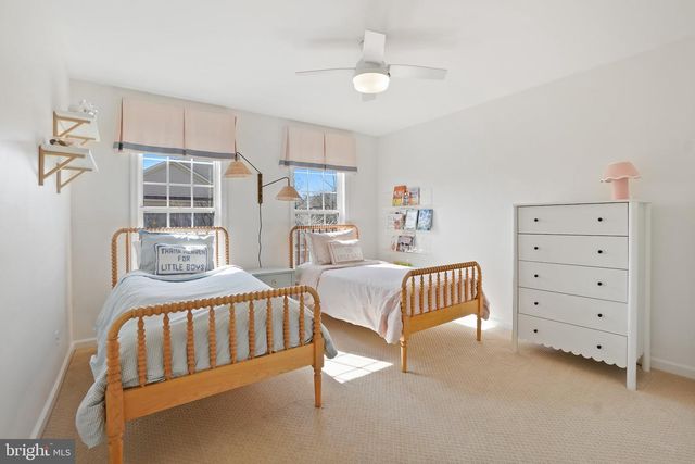 2412 GRETTER PL, Alexandria, VA 22311