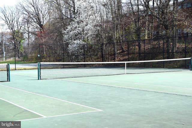 2412 GRETTER PL, Alexandria, VA 22311